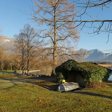 Relais Di Adinolfi Bed & Breakfast Annone di Brianza