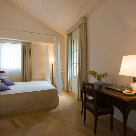 Relais Di Adinolfi לינה וארוחת בוקר