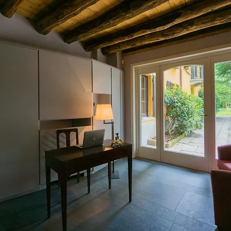 Relais Di Adinolfi לינה וארוחת בוקר Annone di Brianza