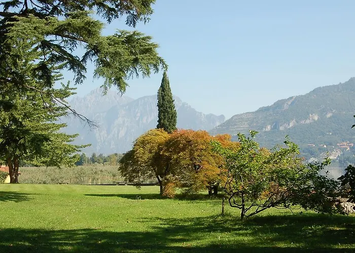 Relais Di Adinolfi Bed & Breakfast Annone di Brianza