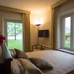 Relais Di Adinolfi Couette-café *